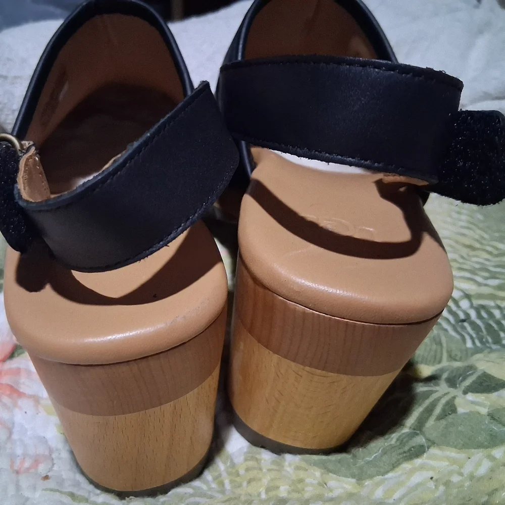 New UGG LANNI CHUNKY WOMEN CLOGS LEATHER BLACK US 11 /UK 8/EU 42 NEW NO BOX